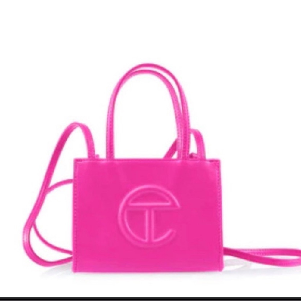The iconic Unisex Shopping Bag is an Everyday bag for Everyone.